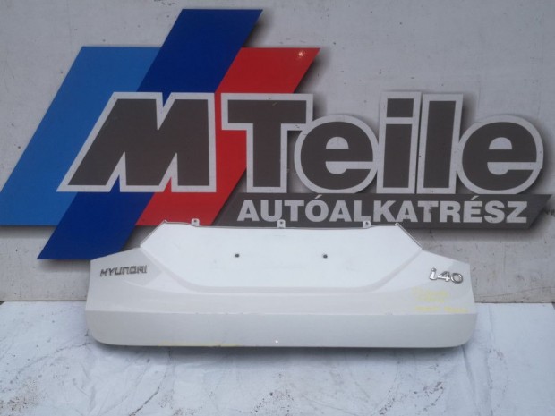 [GYRI BONTOTT, REPEDT, SRLT] HYUNDAI - CSOMAGTR AJT - HYUNDAI I4